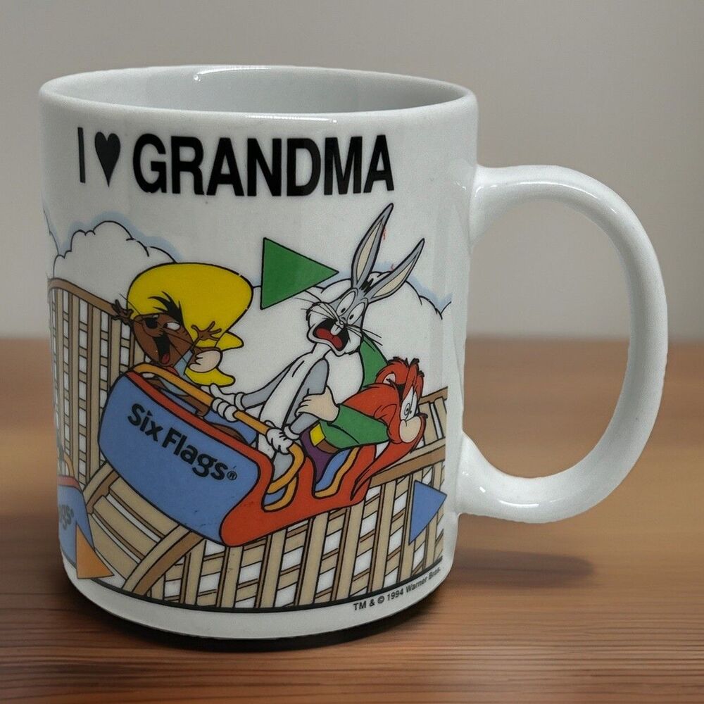 VINTAGE - Grandma Looney Tunes Coffee Mug Cup Warner Bros Six Flags Bugs 90s VGC